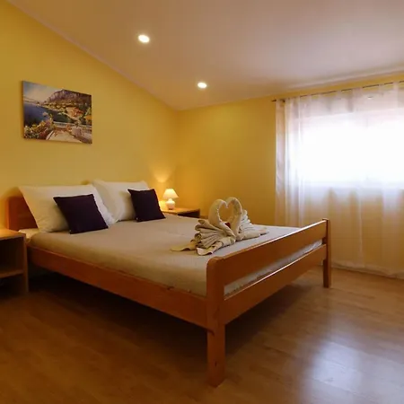 Appartamento With Parking Space Pirovac, Sibenik - 25939 Pirovac