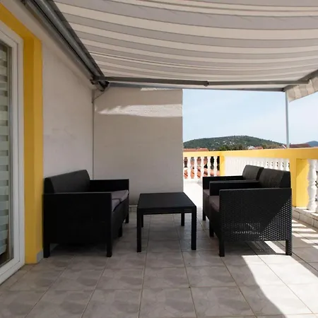 With Parking Space Pirovac, Sibenik - 25939 Appartamento
