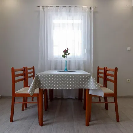 With Parking Space Pirovac, Sibenik - 25939 Appartamento *