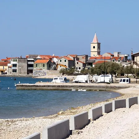 Appartamento With Parking Space Pirovac, Sibenik - 25939